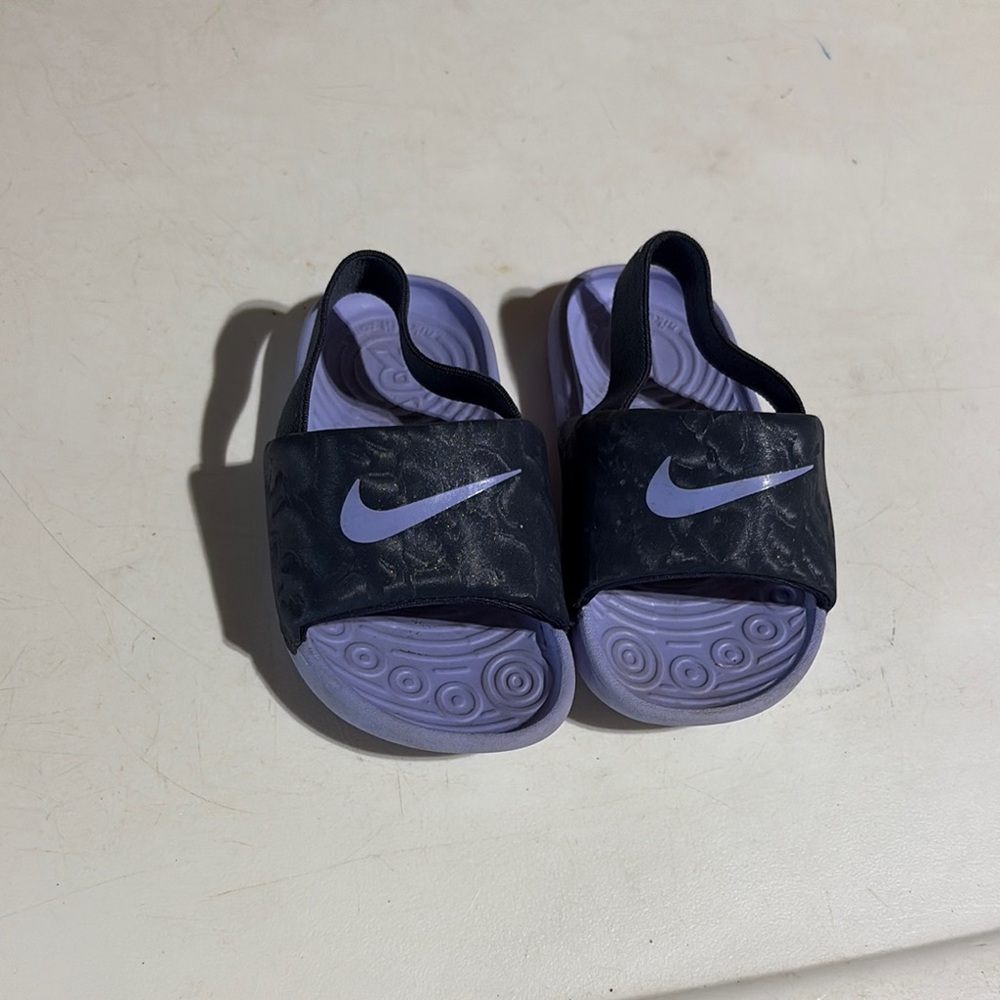 Nike Black and Purple Sandals for Casual Comfort